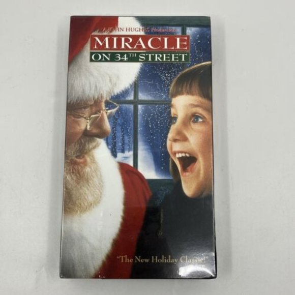 Miracle on 34th Street (VHS,  2004) Sealed - Picture 1 of 4